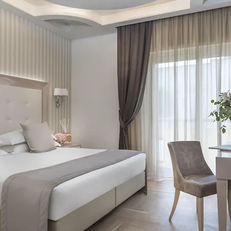 Grand Gallia Hotell 4*