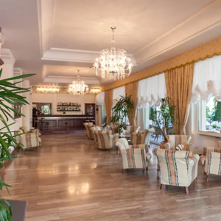 Grand Gallia 4*