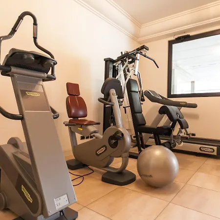 Hotell Grand Gallia 4*