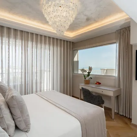 Hotell Grand Gallia