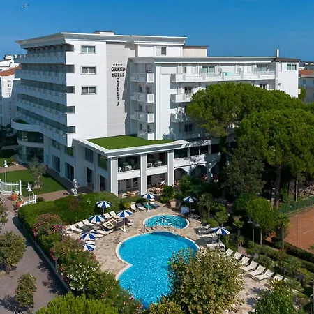 Grand Gallia Hotel 4*